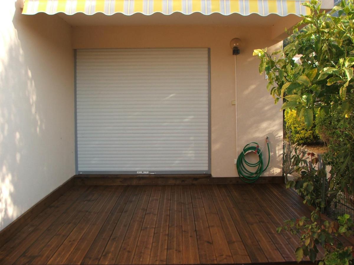 Ferienwohnung Au Coin De L'Olivier Le Lavandou Exterior foto